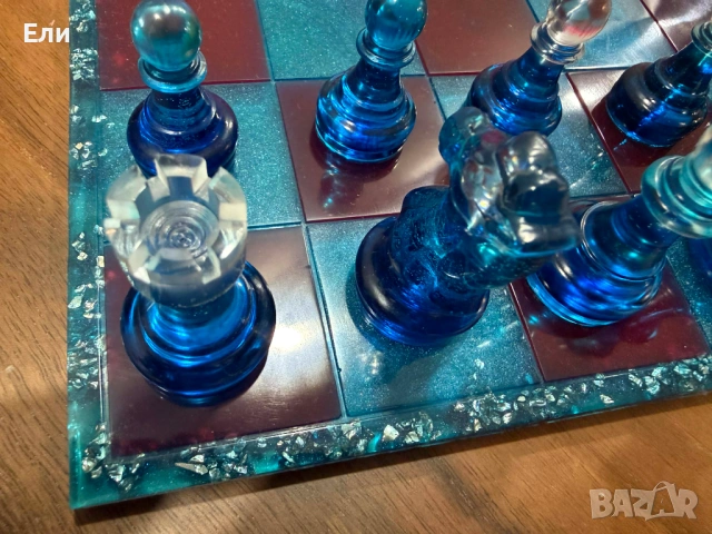 Ръчно изработен шах комплект - огън и лед, снимка 6 - Шах и табла - 53541288