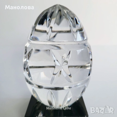 Кристално яйце върху мраморен постамент Waterford Crystal., снимка 4 - Други ценни предмети - 53868099