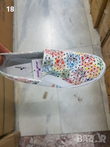 Обувки, снимка 2 - Дамски ежедневни обувки - 41563456