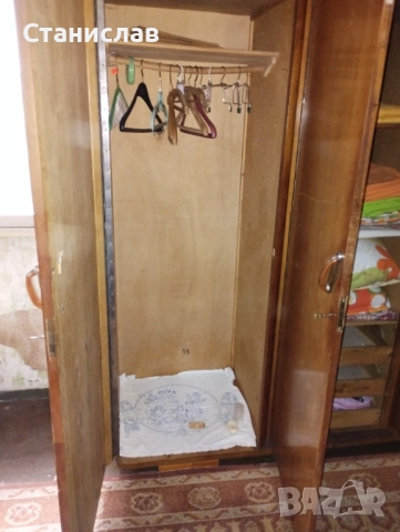 Ретро гардероби , снимка 2 - Гардероби - 52351669