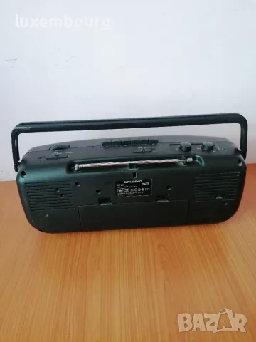 Продавам Grundig RR-300, снимка 4 - Радиокасетофони, транзистори - 56156118