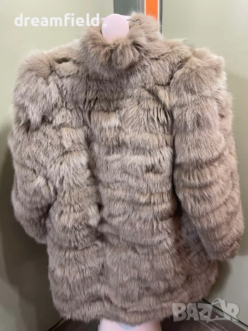 Предпразнична цена-Палто Сребърна лисица, снимка 3 - Палта, манта - 51683148