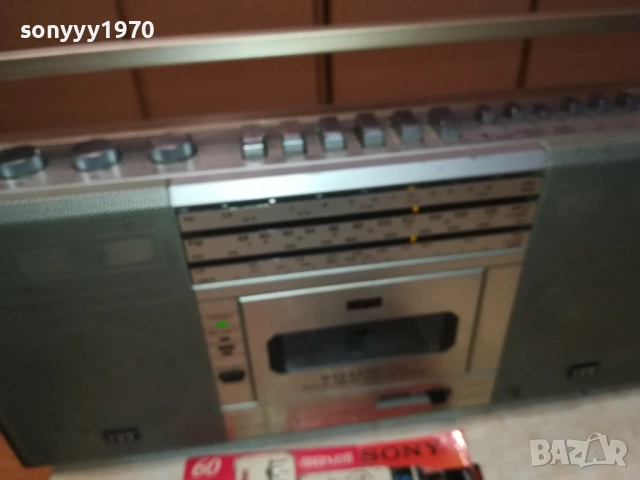 ITT WEEKEND 220 STEREO-ВНОС SWISS 0609252018, снимка 10 - Радиокасетофони, транзистори - 51628256