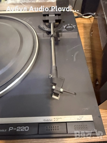 Грамофон -YAMAHA P-220 , снимка 4 - Грамофони - 52677415