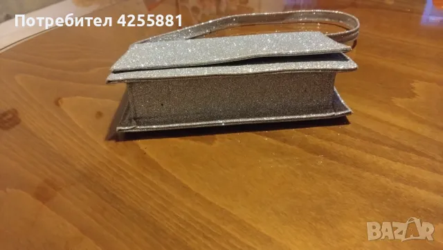 Кокетна чанта, снимка 3 - Чанти - 48352192