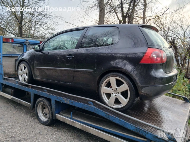 Фолксваген Голф 5, 1.6, 2004 г на части, снимка 3 - Автомобили и джипове - 52596228