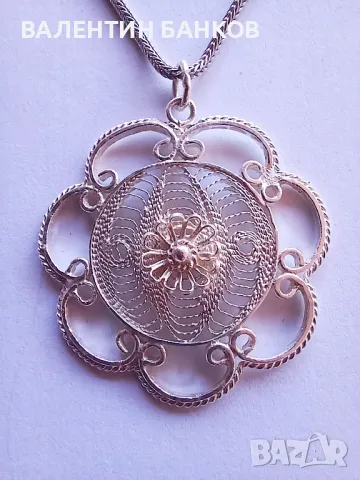 Сребърно колие с изящен филигран, снимка 2 - Колиета, медальони, синджири - 48740545