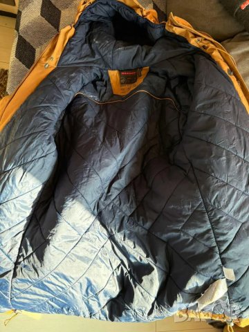 Mammut Chamuera HS Thermo Hooded Jacket, снимка 5 - Якета - 49270576