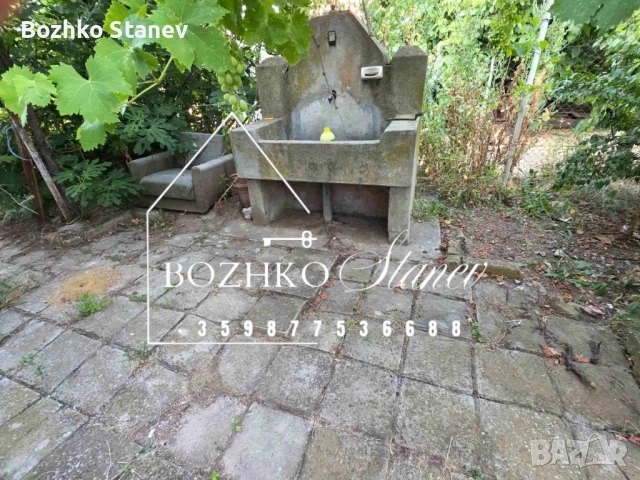 Продава се масивна двуетажна къща , снимка 16 - Къщи - 52161857