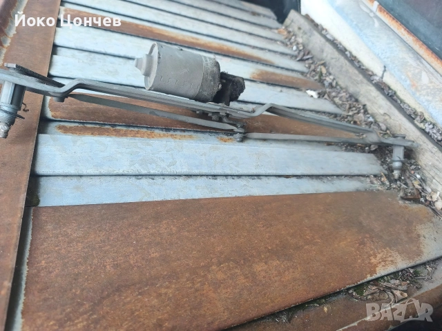 механизъм за чистачки голф .2 , снимка 2 - Части - 53645403