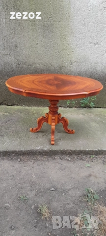 Красива ретро холна маса №98