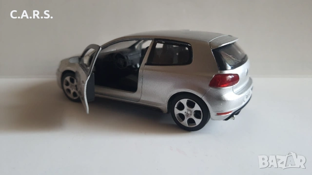 Метални колички Volkswagen Golf GTI, снимка 3 - Колекции - 53859093