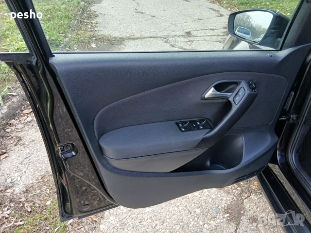 Фолксваген поло 1.4i 86кс, снимка 10 - Автомобили и джипове - 52410687