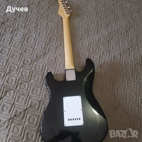 Електрическа китара, снимка 4 - Китари - 56323473