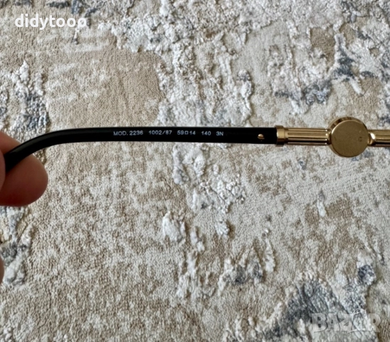 Слънчеви очила Versace, снимка 4 - Слънчеви и диоптрични очила - 52748773