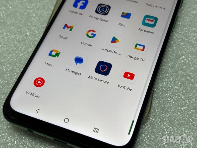 Перфектен! Motorola Moto G35 5G 256GB, Зелен, снимка 7 - Motorola - 53022228