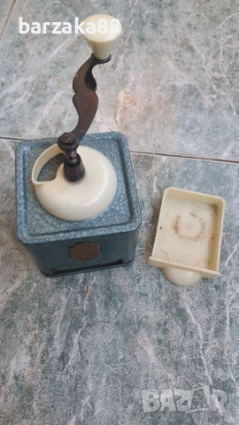 Стара мелничка за кафе Resita, снимка 10 - Колекции - 51904535