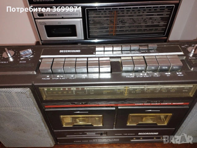 Радиокасетофон Декасаунд, снимка 2 - Радиокасетофони, транзистори - 53305303