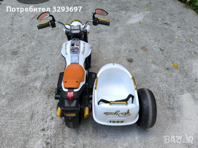 Продавам акумулаторни джип мотор и кола , снимка 7 - Коли, камиони, мотори, писти - 51970069