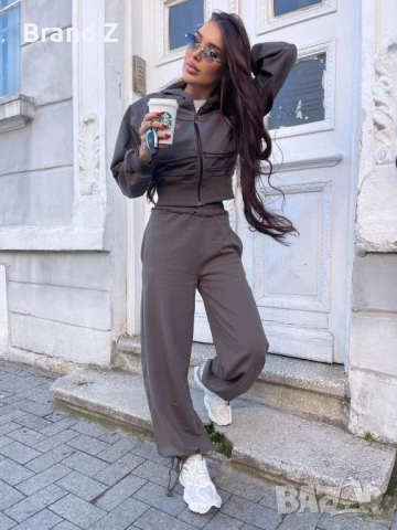 Нов спортен комплект Хит 2026 цвят Мока