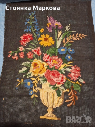 Нов гоблен-ваза с цветя