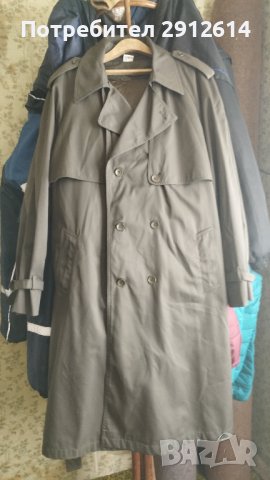 Продавам чисто нов военен шлифер 