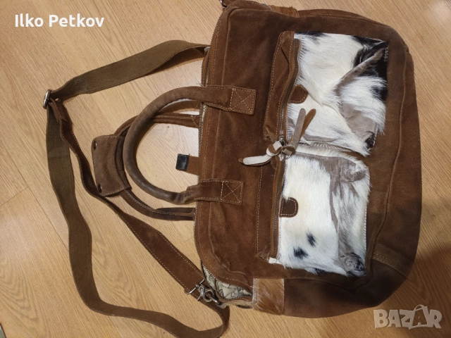 Дамска чанта, снимка 4 - Чанти - 52407085