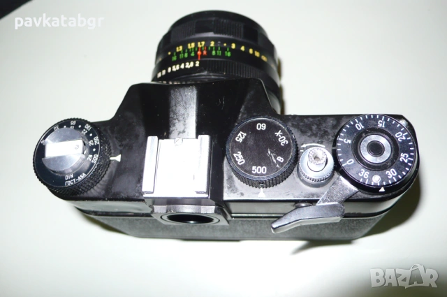Фотоапарат Zenit, снимка 2 - Фотоапарати - 53120203