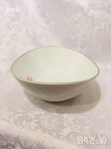 японска порцеланова купа , снимка 5 - Аксесоари за кухня - 36056095