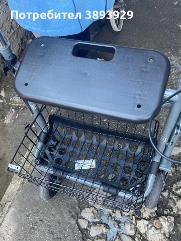 Проходилка , снимка 2 - Ролатори - 52908738