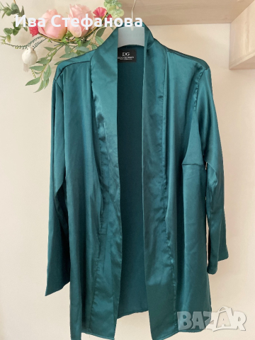 Сатенена елегантна зелена наметка лятно сако блейзер дизайнерско дизайнер Дидо Георгиев one size , снимка 3 - Сака - 44681245