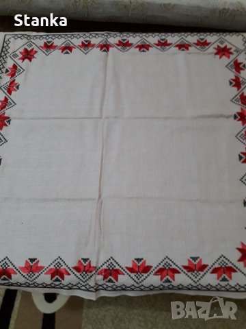 Българска шевица, снимка 3 - Покривки за маси - 35786710