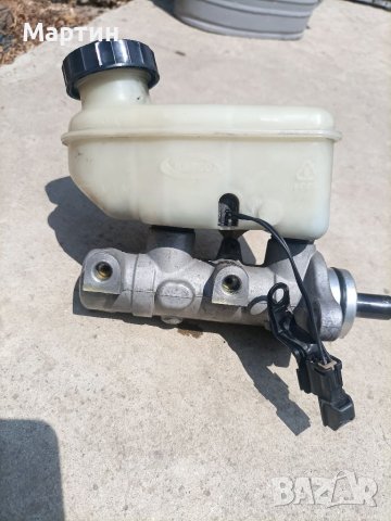Спирачна помпа + казанчето за спирачното масло за Киа Соренто - дизел - 140 к.с.