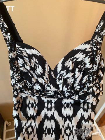 Официална рокля, черно бяла С/М , снимка 1