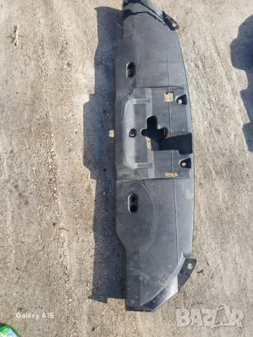 Кора над радиатор за Honda CR-V III 2.2 I-CTDI  (06.2007 - 01.2012)