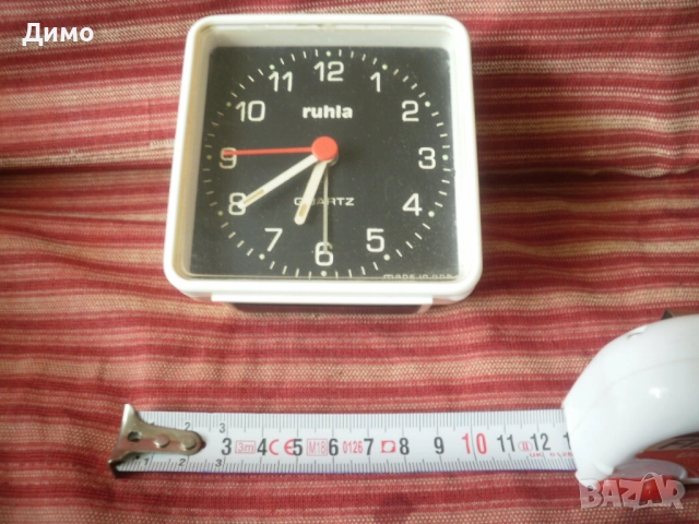часовник с будилник Ruhla - от бившата GDR- работи
