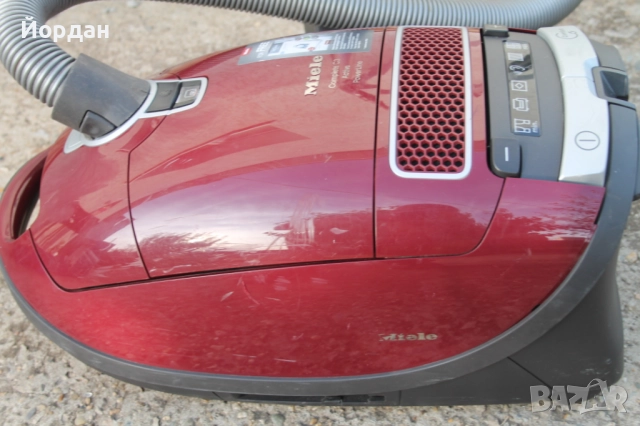 Прахосмукачка ''Miele Complete c3'' 890 W, снимка 10 - Прахосмукачки - 51825019