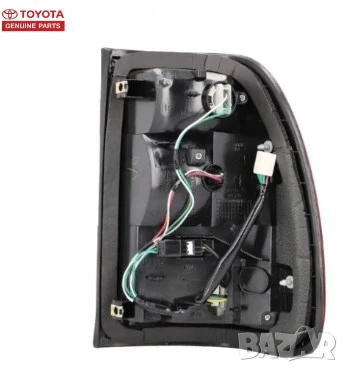 Стоп заден ляв 8156160671 81561-60671 Toyota Land Cruiser J100, снимка 2 - Части - 50850311
