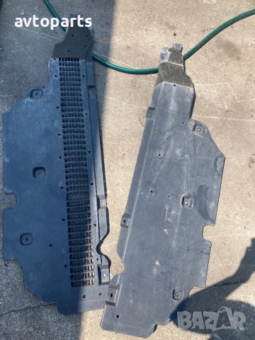 Renault clio 2015година 4/5врати Кори под автомобила, снимка 8 - Части - 41339485