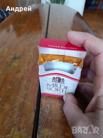 Стара кутия от цигари Milde Sorte, снимка 6 - Други ценни предмети - 39566023