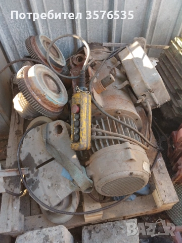 Продавам телфер 2 тона.