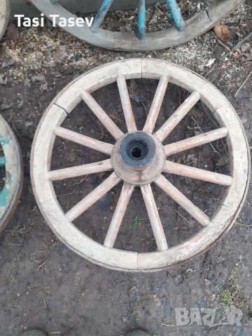 Колела от каруца, снимка 4 - Декорация за дома - 52792748