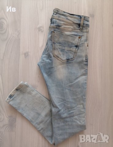 Дамски дънки What 's up?, снимка 2 - Дънки - 39179844