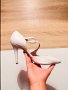 Бели заострени токчета с каишки, снимка 4