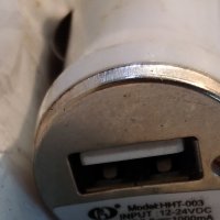 USB зарядно за кола, снимка 2 - Оригинални батерии - 42679515