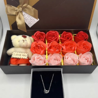 Кутия с меченце и вечни розички!, снимка 4 - Романтични подаръци - 44605206