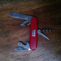 Сгъваемо швейцарско ножче с 6 функции, снимка 1 - Ножове - 38854464