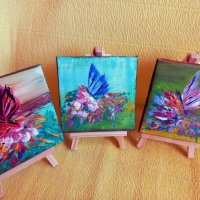 Малки рисувани картини с пеперуда и цветя със статив , снимка 9 - Декорация за дома - 44423656