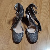 Дамски сребърни обувки, снимка 3 - Дамски обувки на ток - 38897221