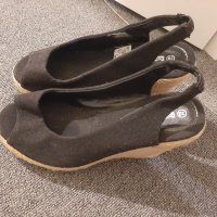 Дамски обувки /сандали 38номер (чисто нови), снимка 1 - Други - 42002075